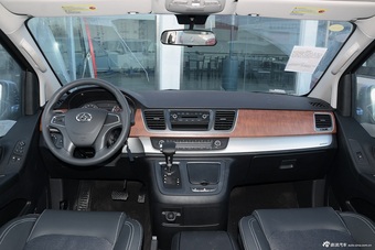 2016款上汽大通G10  2.0T自动精英版图片