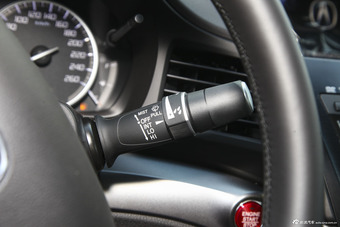 2013款讴歌ILX 2.0L自动精锐版