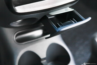 2012款乐驰1.0P-TEC手动活力型
