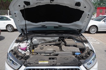 2015款奥迪Q3 40TFSI quattro豪华型