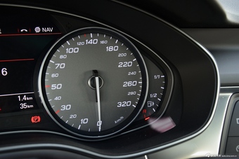 2016款奥迪S6 4.0T自动TFSI