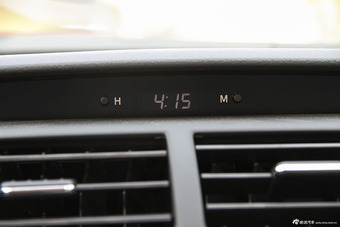 2015款凯美瑞2.0G豪华版