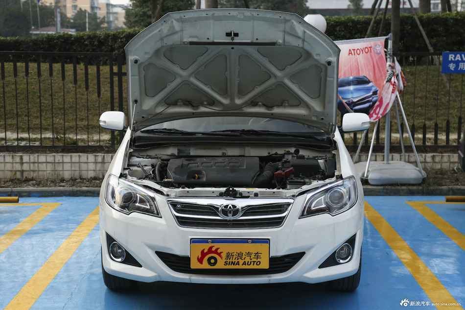 2013款花冠1.6L手动豪华版