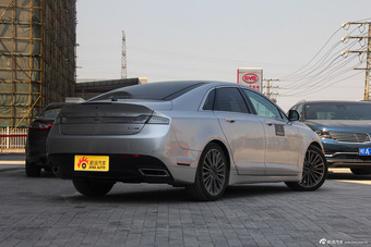 2014款林肯MKZ 2.0T自动尊耀版