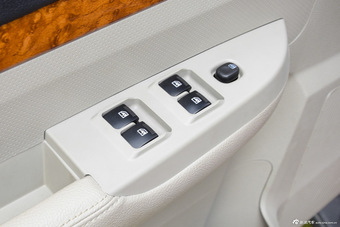 2014款威虎G3 2.8T两驱柴油VP泵实用型中双