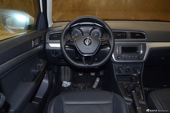 2015款朗逸1.6L手动舒适版