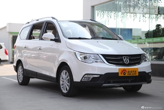 2014款宝骏730 1.5L手动舒适型