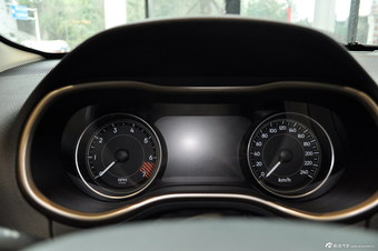 2014款自由光2.4L自动豪华版