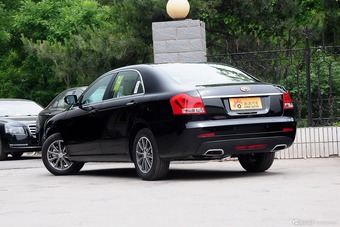 2015款吉利EC8 2.0L手动精英型