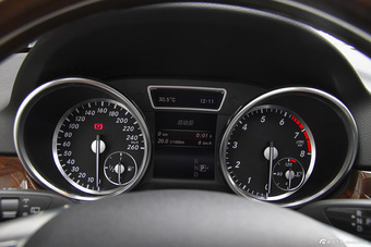 2015款奔驰ML400 4MATIC豪华型