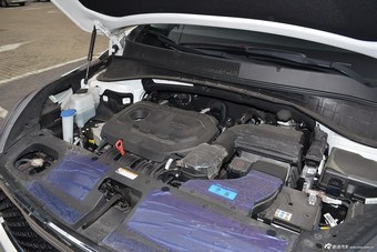 2015款索兰托L 2.4L自动汽油4WD定制版 7座 国V