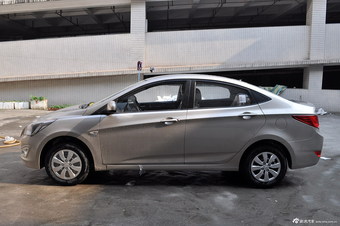 2014款瑞纳1.4L手动智能型