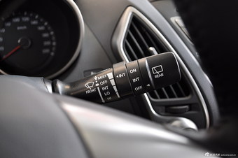 2013款北京现代ix35 2.0GLS 自动两驱智能