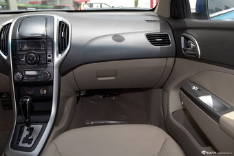 2014款宝骏610自动豪华型