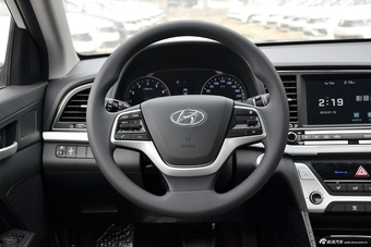 2016款领动 1.6L自动智炫精英型