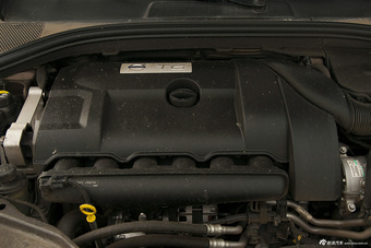 2015款沃尔沃XC60 T6 AWD