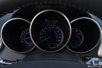 2015款逸动XT 1.6L手动俊酷型国IV