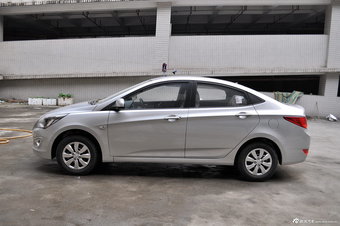 2014款瑞纳1.4L手动时尚型