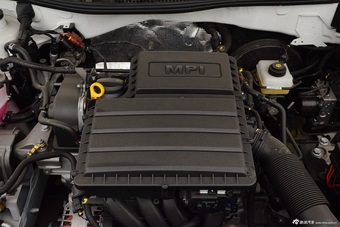 2015款朗逸1.6L手动舒适版