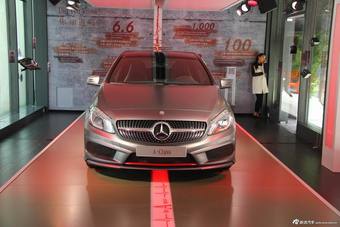 奔驰全新A级