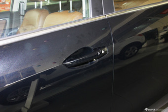 2014款奔腾B90 1.8T自动豪华型到店实拍