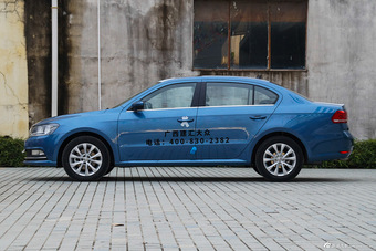 2015款朗逸1.6L自动舒适版