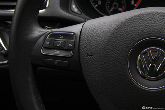 2015款帕萨特2.0T自动DSG至尊版