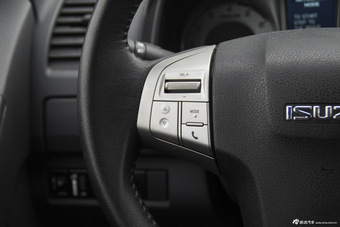 2015款五十铃mu-X 3.0T自动尊享型7座