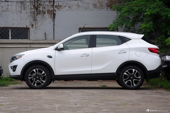 2015款DX7 1.5T手动尊贵型