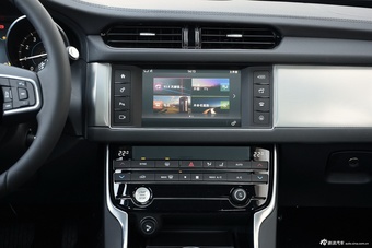 2016款捷豹XF 2.0T自动两驱风华版