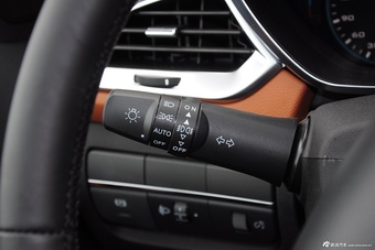 2015款DX7 1.5T手动尊贵型