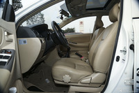 2013款花冠1.6L手动豪华版