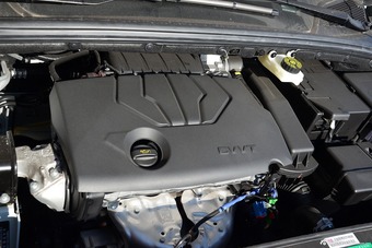 2016款雪铁龙C4世嘉1.6L手动豪华型