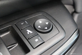 2014款自由光2.4L自动精锐版