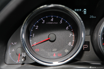 2013款锐志2.5V自动菁锐版