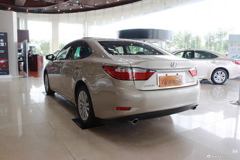 2014款雷克萨斯ES250到店实拍