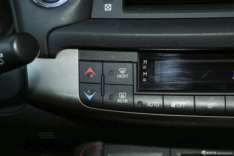 2014款雷克萨斯CT 1.8L自动200h F-Sport单色