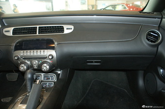 2012款雪佛兰科迈罗