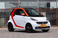 2015款smart fortwo 1.0 MHD 炫闪特别版