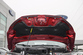 2013款翼搏1.0T手动尊贵型