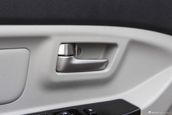 2015款福瑞达M50S 1.5L手动公务舱