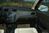 2015款五菱宏光S 1.5L手动超值版