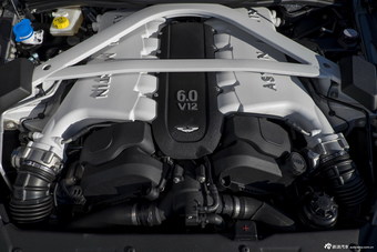 2015款阿斯顿马丁Vanquish Coupe 6.0L基本款