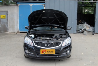 2015款悦动1.6L自动舒适型图片