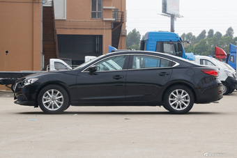 2015款阿特兹2.0L自动蓝天豪华版