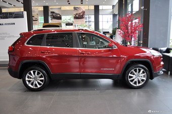 2014款自由光2.4L自动豪华版