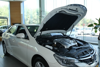 2013款锐志2.5S自动菁锐版