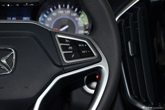 2016款驭胜S350 2.0T自动两驱汽油超豪华版5座