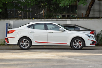 2015款绅宝CC 1.8T手动舒适版