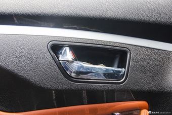 2016款金杯智尚S35 1.5L手动智能版